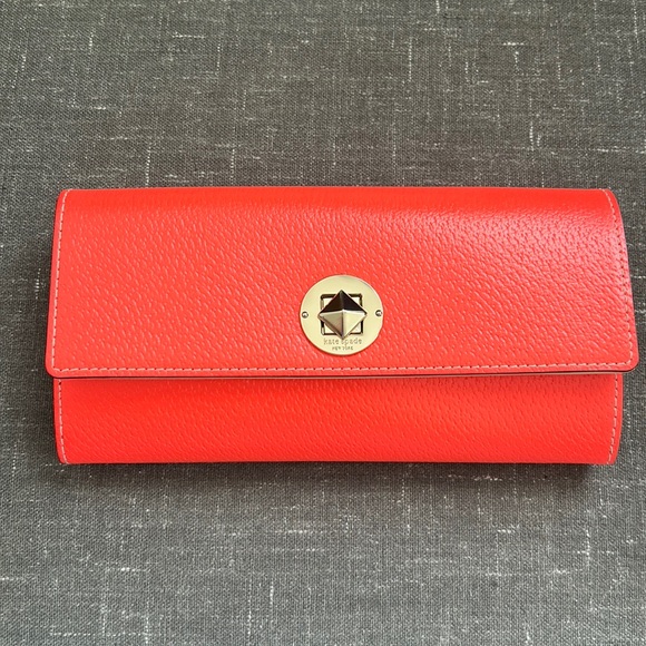 kate spade Handbags - New Kate Spade Cyndy Wallet